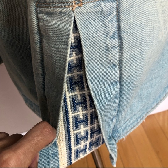 Free People Distressed Denim & Sherpa Jacket Size Small - Picture 6 of 13